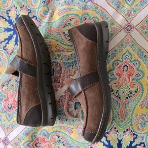 b.o.c ERNA SLIP ON BUCKLE SHOE Brown